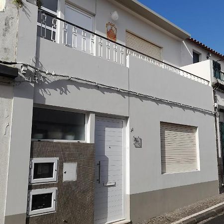 Upstairs Home Ponta Delgada  Ngoại thất bức ảnh